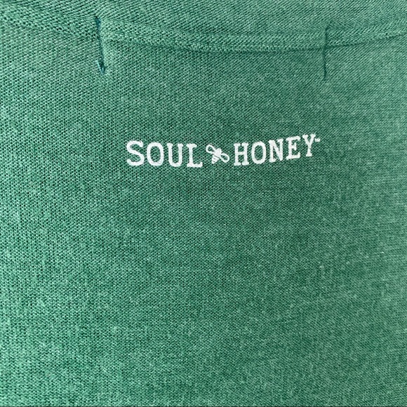 SOUL HONEY purpose Byrne green long sleeve top - Picture 4 of 6